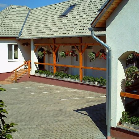 Polonia Apartman Apartment Egerszalok Ngoại thất bức ảnh