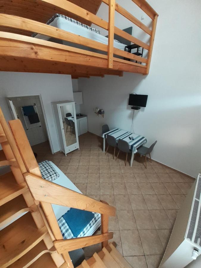 Polonia Apartman Apartment Egerszalok Ngoại thất bức ảnh